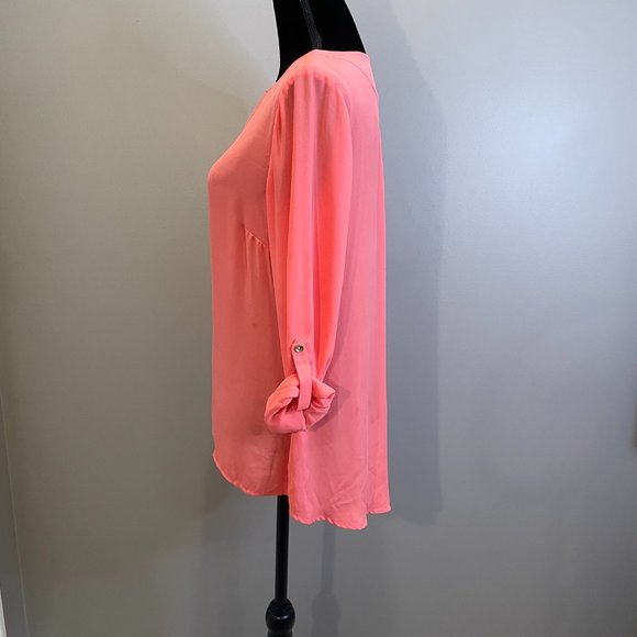 The Limited Womens Semi Sheer Roll-tab Sleeve Metal Embellished Blouse sz S - Picture 6 of 6